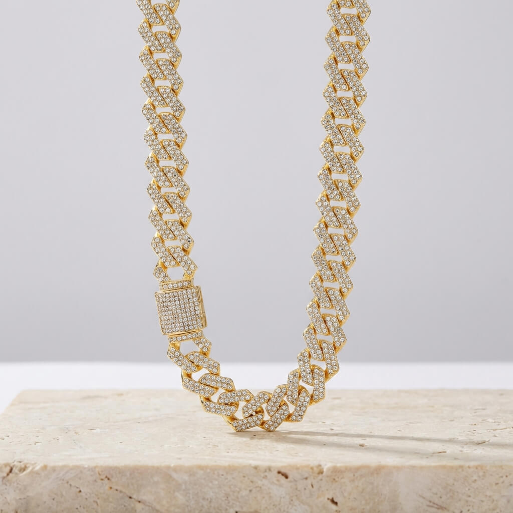 Collier grosse maille cubain à maillons sertis