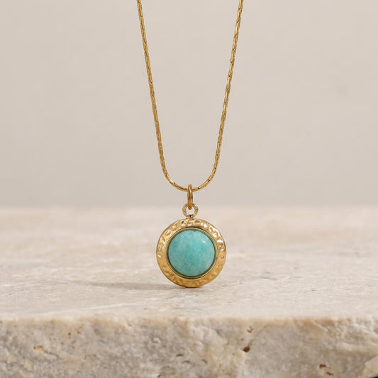 Collier médaillon turquoise plaqué or 18k