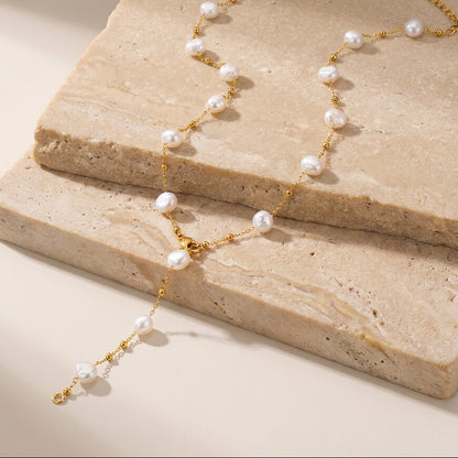 Collier long Y plaqué or perles nacrées